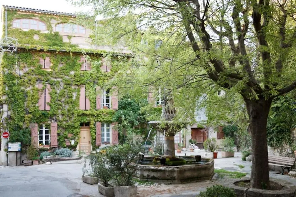 Spacious Stylish Provencal House With Terrace Saignon 0*,