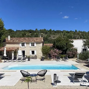 Couette-café Le Cabanon De Marie, Saignon